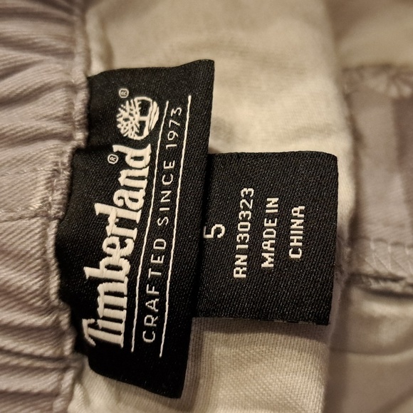 Timberland boys size 5 shorts - Picture 3 of 3